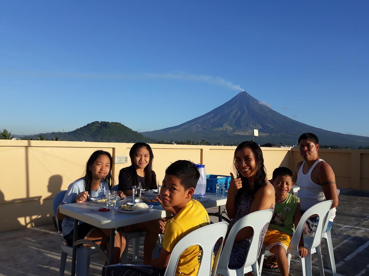 Jdl Residences Hostel Legazpi Exterior photo