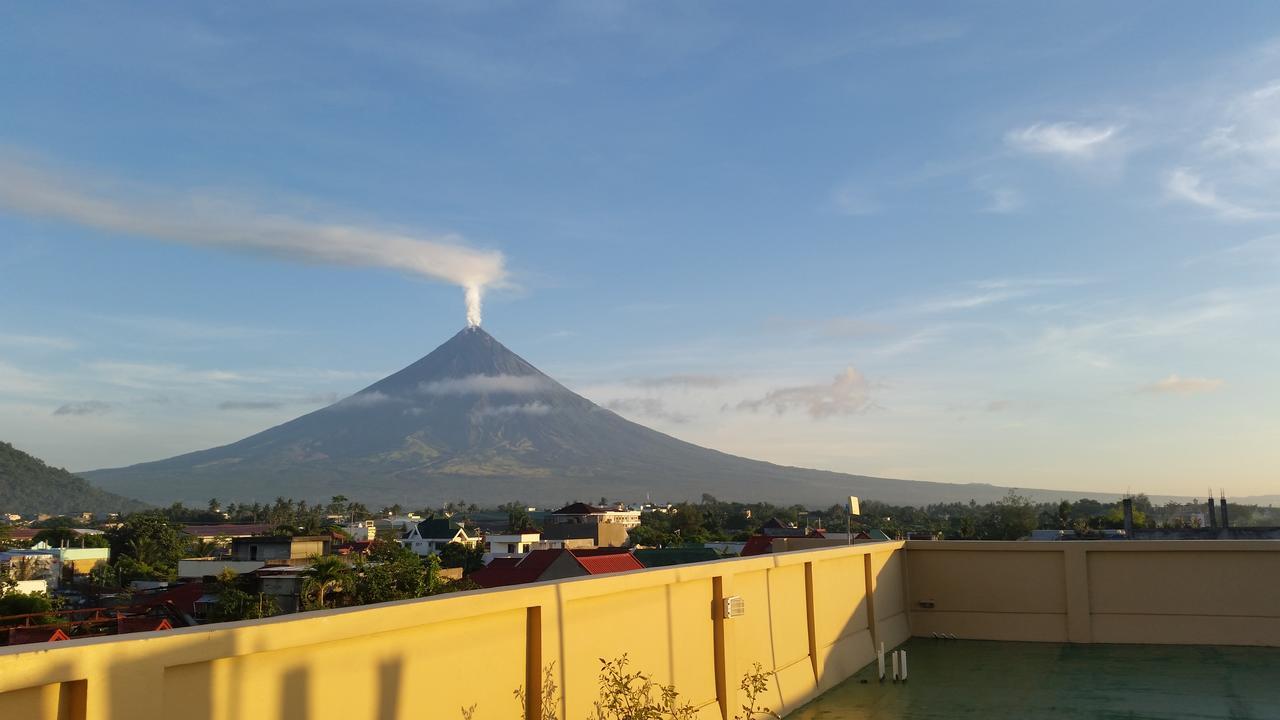 Jdl Residences Hostel Legazpi Exterior photo