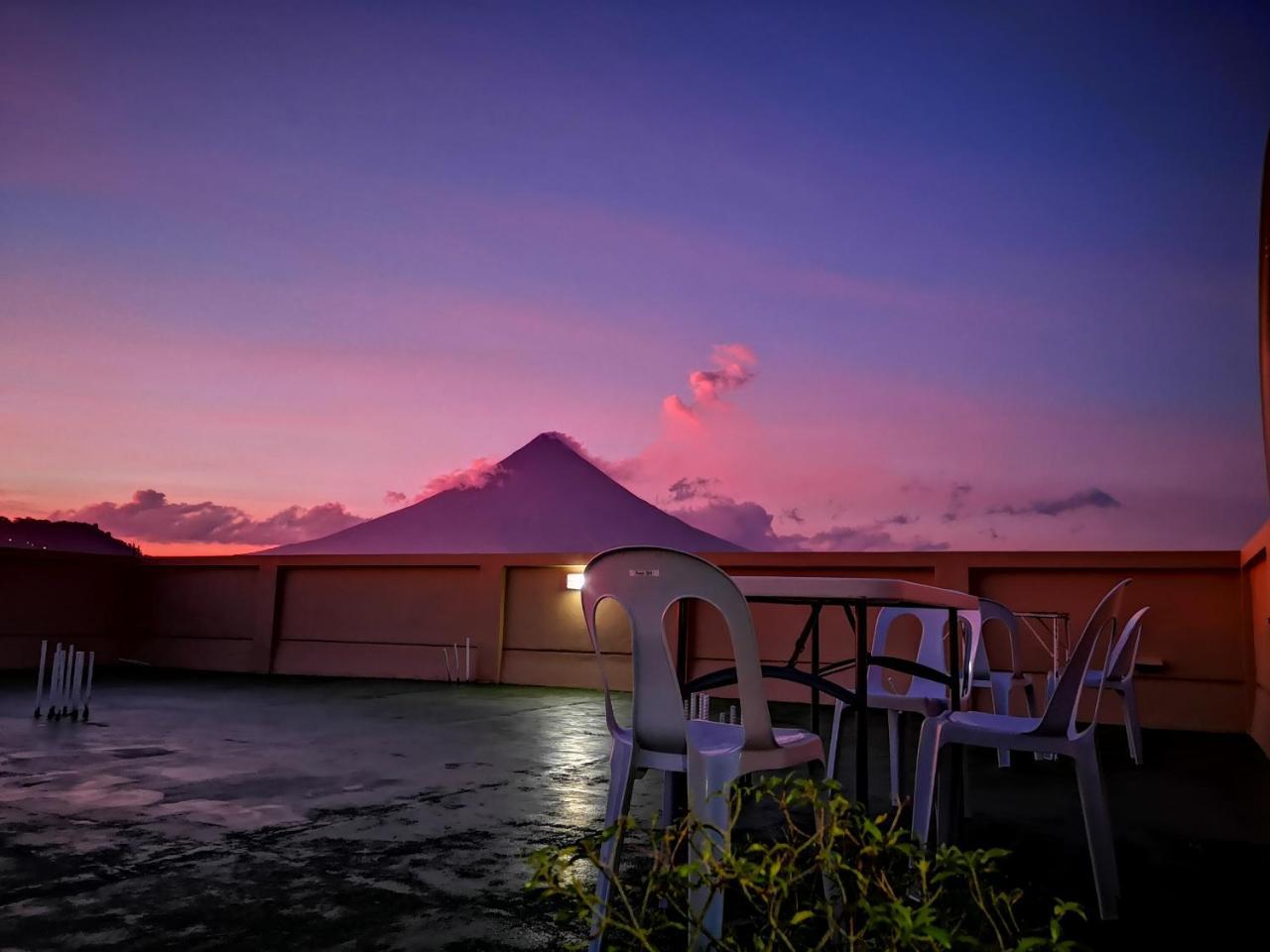Jdl Residences Hostel Legazpi Exterior photo