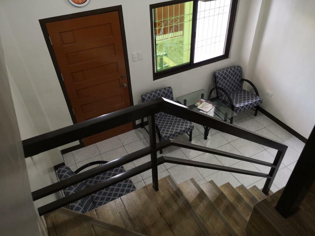 Jdl Residences Hostel Legazpi Exterior photo