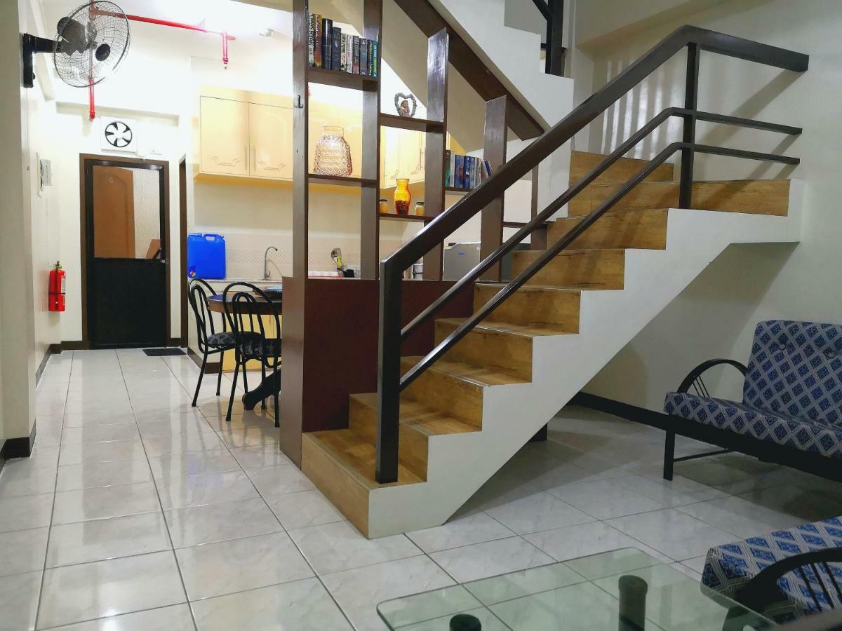 Jdl Residences Hostel Legazpi Exterior photo