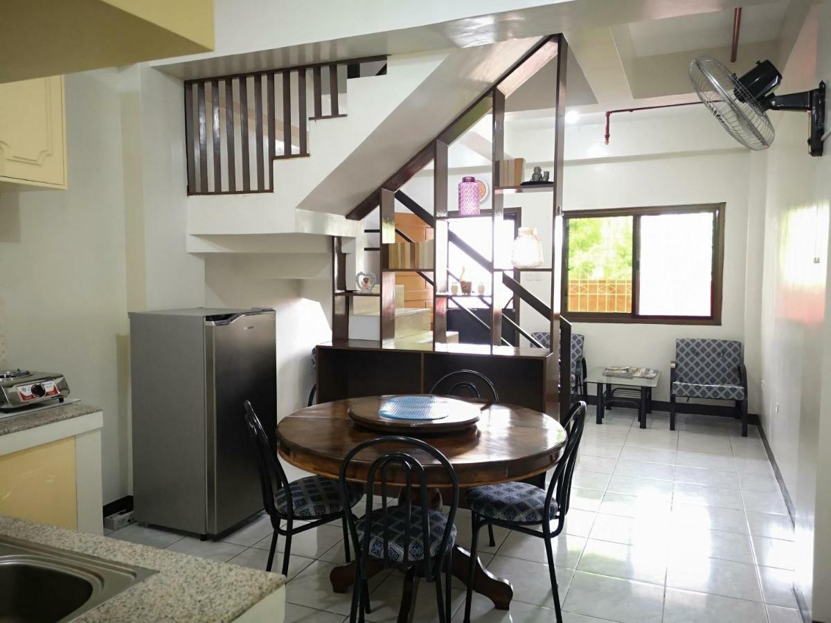 Jdl Residences Hostel Legazpi Exterior photo